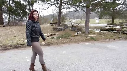 شعرت بجاذبية جنسية عرب نار سكس محارم لأخي