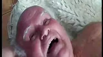 لم افلام سكس عربي محارم يخاف الصديق من ثقب الفتاة المشعر.