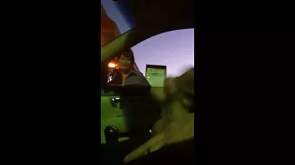 كان عامل سكس عربي امهات المقهى في حاجة ماسة إلى المال.