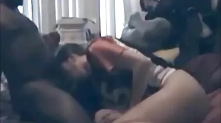 مارس الجنس لطيف كاتيا على الأريكة محارم عرب