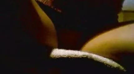صنم آني يمارس افلام سكس عربي محرمات الجنس مع صاحب ملعب التنس.