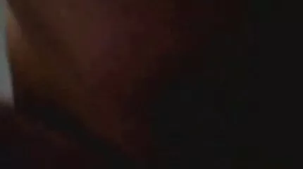 صديقة أمي الناضجة تمارس الجنس مع عرب نارسكس محارم فجل صغير