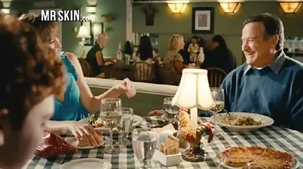 عاهرات الشرج من محارم العرب شارع 2 - شاهد هذا الفيلم عبر الإنترنت على Porn.FLV.
